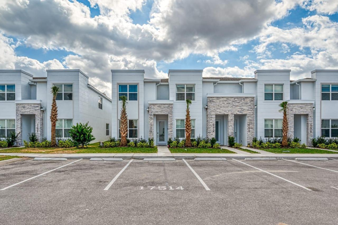 Pleasant Townhome With Private Pool Near Disney Orlando Exterior photo